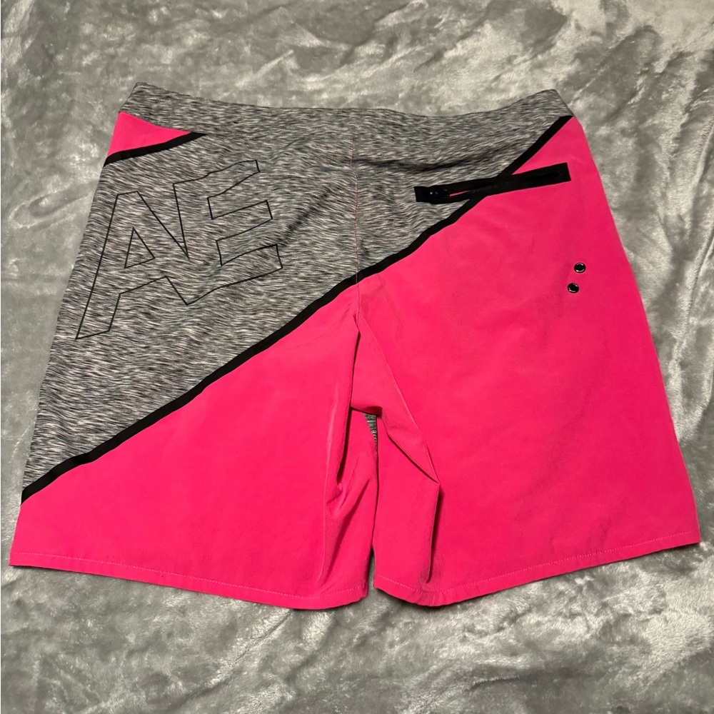 American Eagle Outfitters Pink and Gray Men Swim Hybrids - Picture 2 of 3